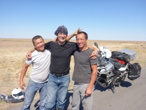 These truck drivers stopped to have a chat and take photos - most truck drivers either hoot, wave, flash their lights to say hello while cars drive up beside us to take photos!!!