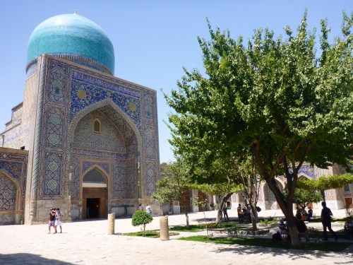 Courtyard of the Tilya-Kori madrasah, Registan, Samarkand, Uzbekistan