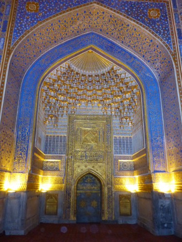 Tilya-Kori madrasah, Registan, Samarkand, Uzbekistan