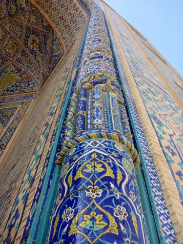 Arch of the Tilya-Kori madrasah, Registan, Samarkand, Uzbekistan