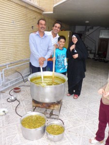 Zoreh's family has prepared the largest pot of osh and prove such massive pots are household items