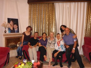 At Afrooz's brother Babak and his wife Reihaneh for dinner, Beshahr