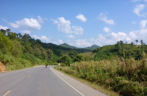 4b road to Sayaboury, Laos
