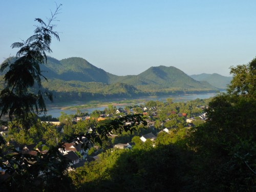 Luang Prabang et Mékong, Laos vu du Mont Phu Si