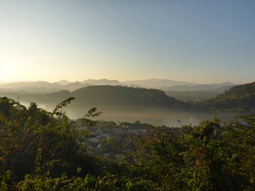 Luang Prabang et Mékong vus du Mont Phu Si, Laos