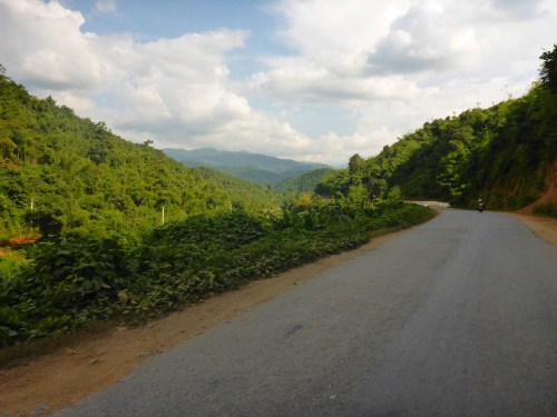 Heading up the mountain towards Kalaw, Myanmar