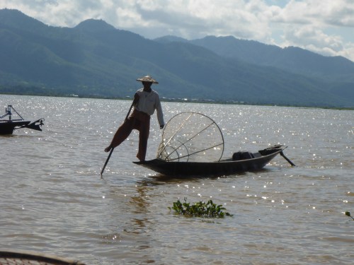 Ingenious one legged rowing used by fishermen on Inle Lake, Myanmar