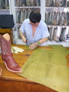 We stumbled upon D'Angelo Botas - making crocodile skin boots, Santiago