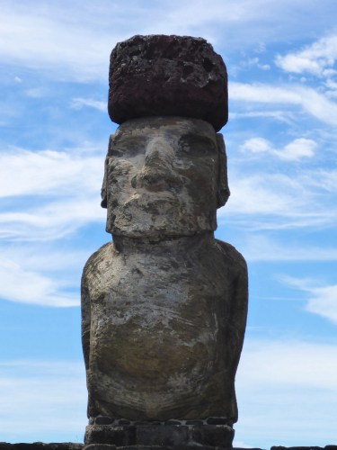Tongariki moai with pukao