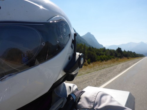 Back onto the Ruta 40 looking back towards  the lake district