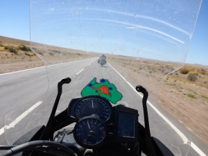 Heading towards Zapala on the RP47, battling strong head winds