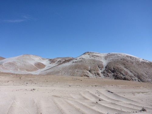 45' south of Arequipa - soft grey sand covers the mountains