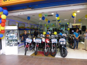 Like in Peru, motorcycles are sold in whitegoods stores in Ecuador