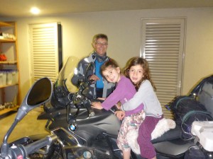 We are ready to leave Mexico City but can't take Isabel and Gloria